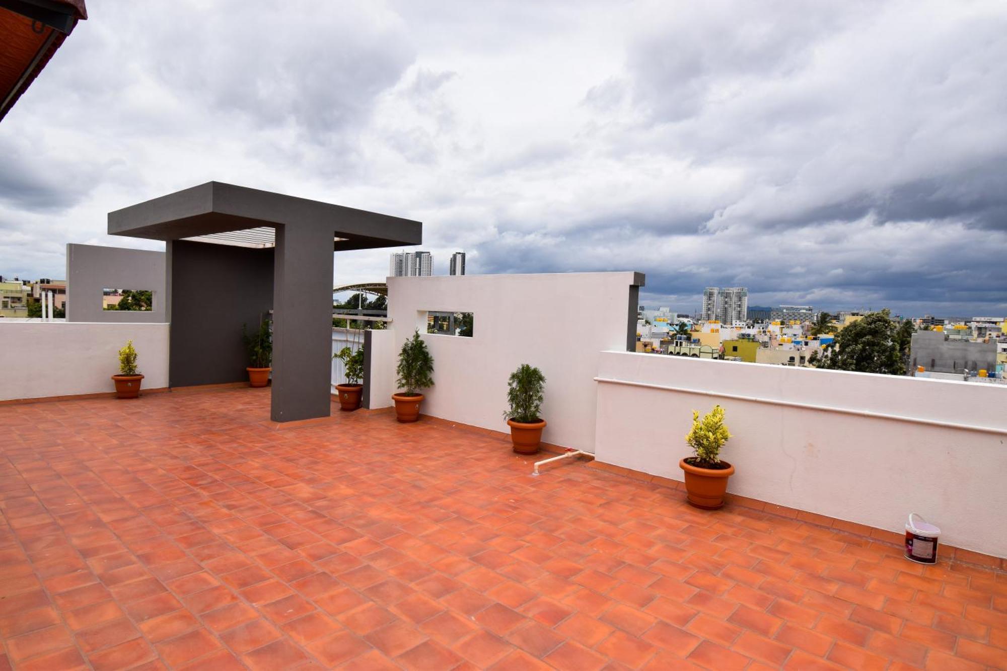 Staymazing-1,2 & 3 Bhk Ac Apartments In Hebbal-5Mins To Manyata-30Mins To Airport Bengalúr Exteriér fotografie